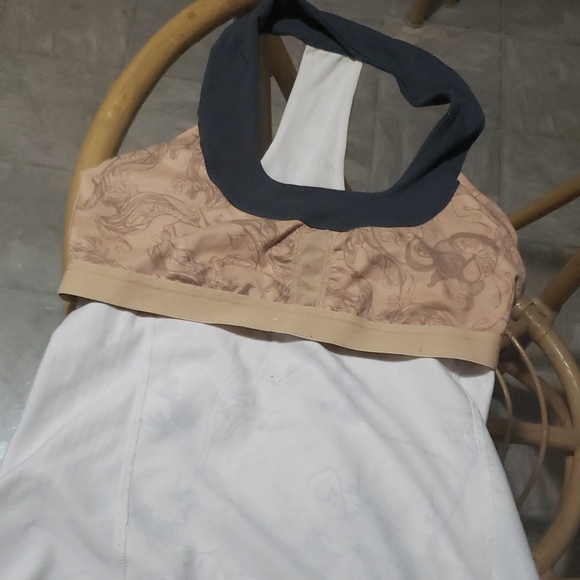 Lululemon tank - Picture 4 of 4
